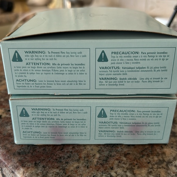 Partylite Antique Brass Aroma Melts Warmer & 10 Aroma Melts Raspberry & Vanilla - Picture 7 of 16